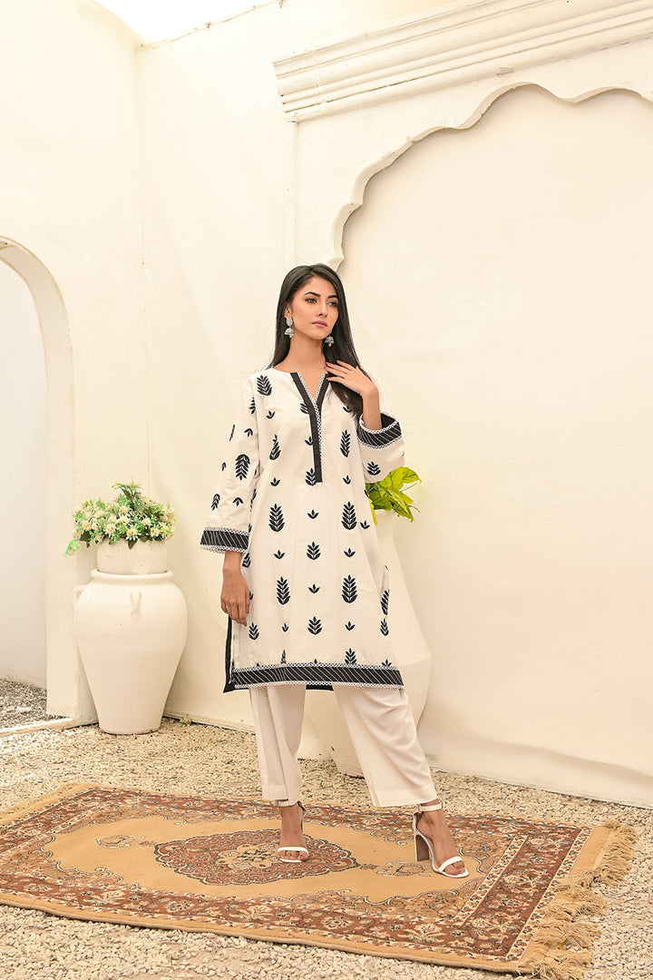 Chicken kari 2-piece embroidered work dress