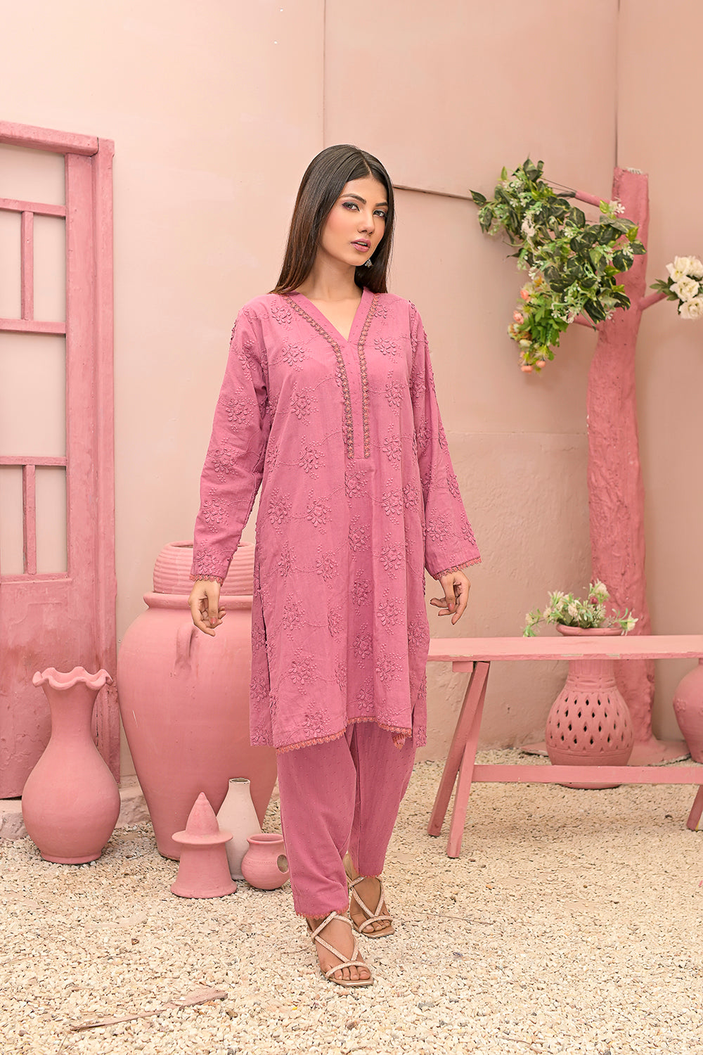 Chicken kari 2-piece embroidered work dress