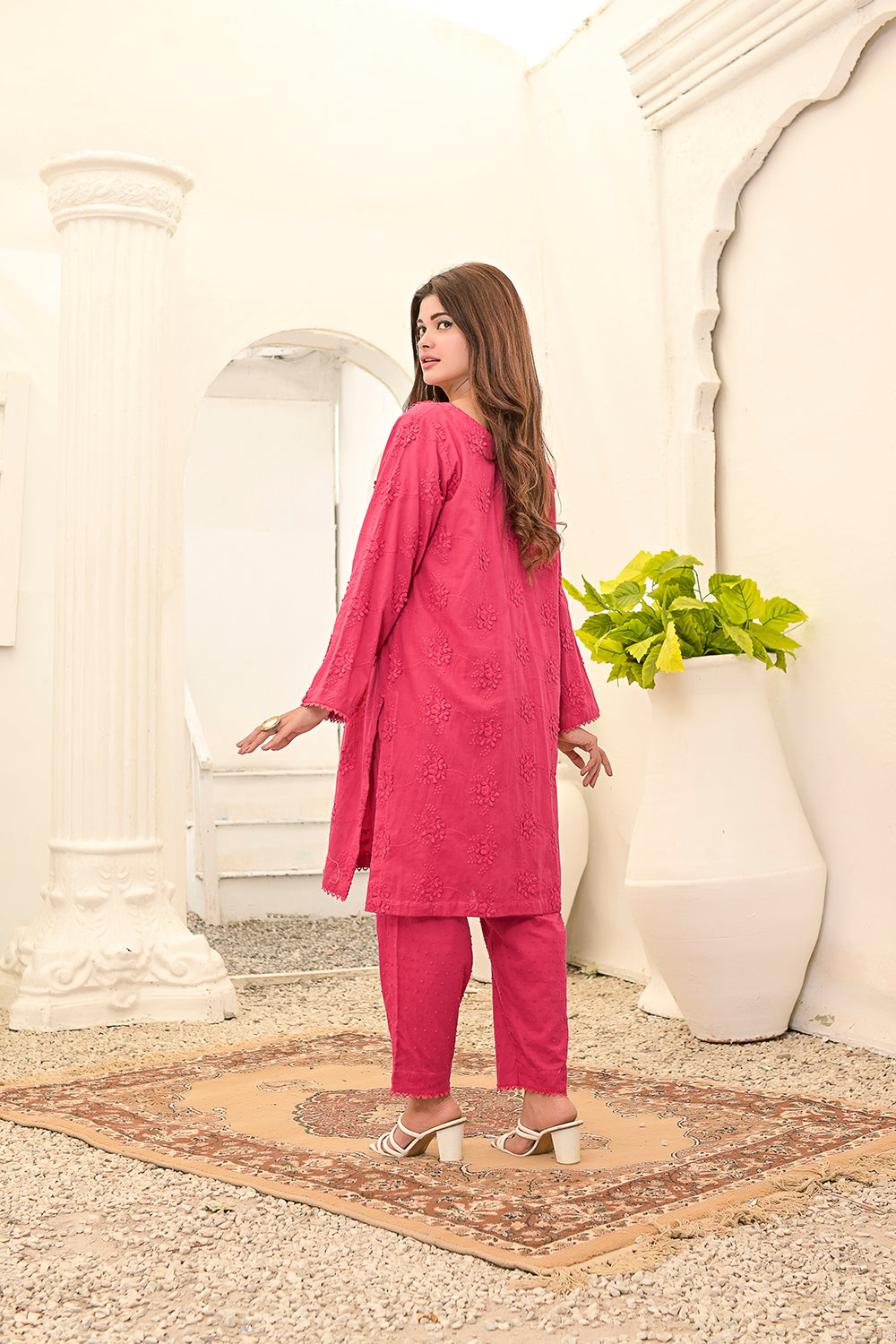 Chicken kari 2-piece embroidered work dress