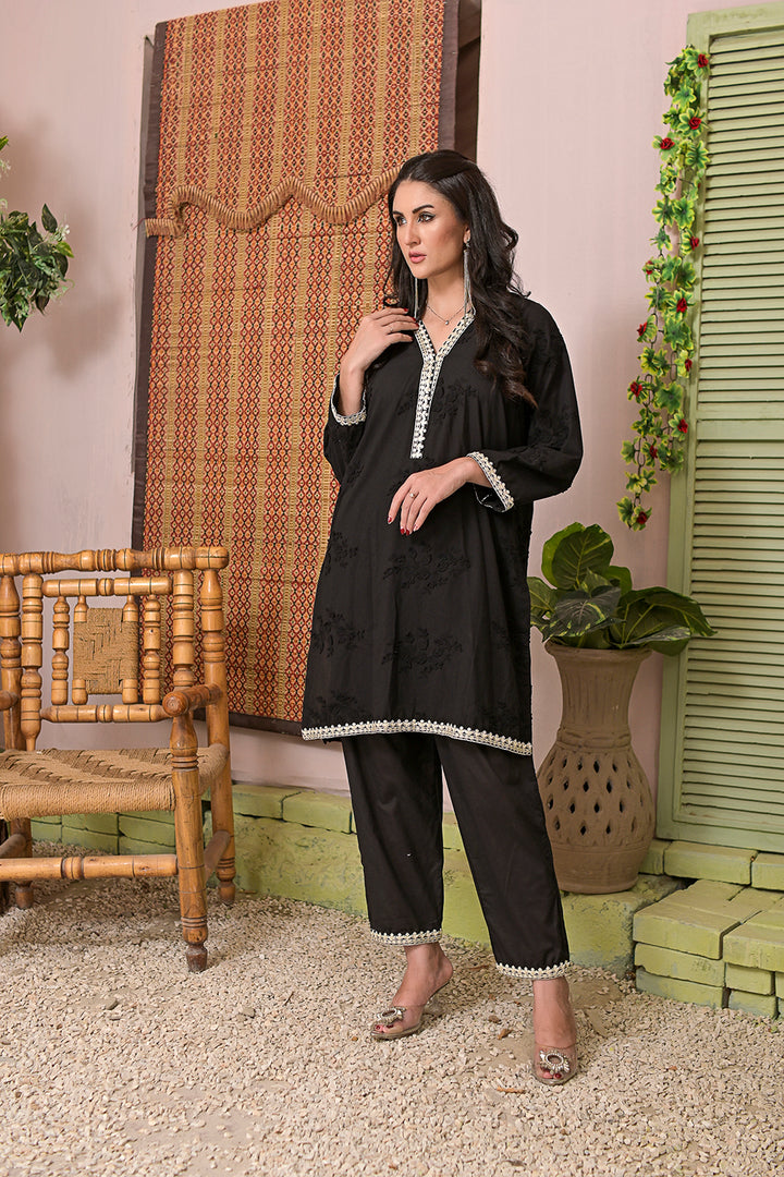 Chicken kari 2-piece embroidered work dress