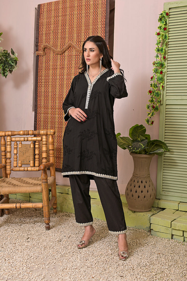 Chicken kari 2-piece embroidered work dress